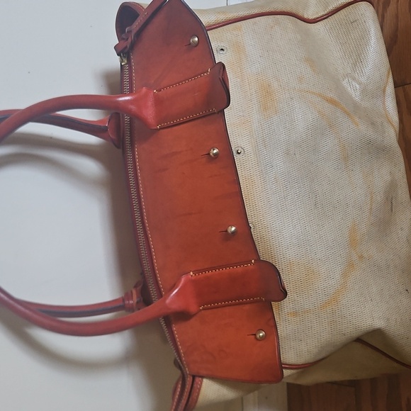 Dooney and Bourke Panama Wilson Satchel - Picture 5 of 12